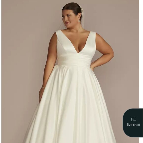 David's Bridal Collection  Cummerbund Satin Ball Gown Wedding Dress STYLE # V384 - Picture 2 of 6